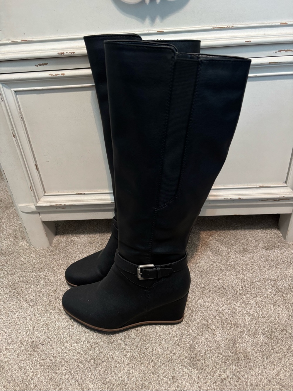 Classic Black Knee-High Wedge Boots with Buckle Accent